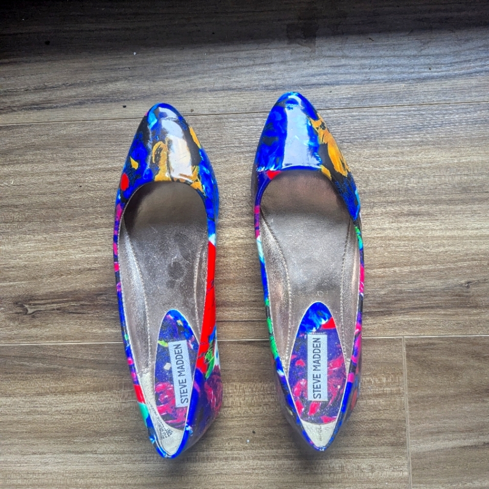Steve Madden multicolored flats size 7